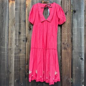 Kimchi Blue Hunter Floral Embroidered Keyhole Cutout Midi Dress - Large